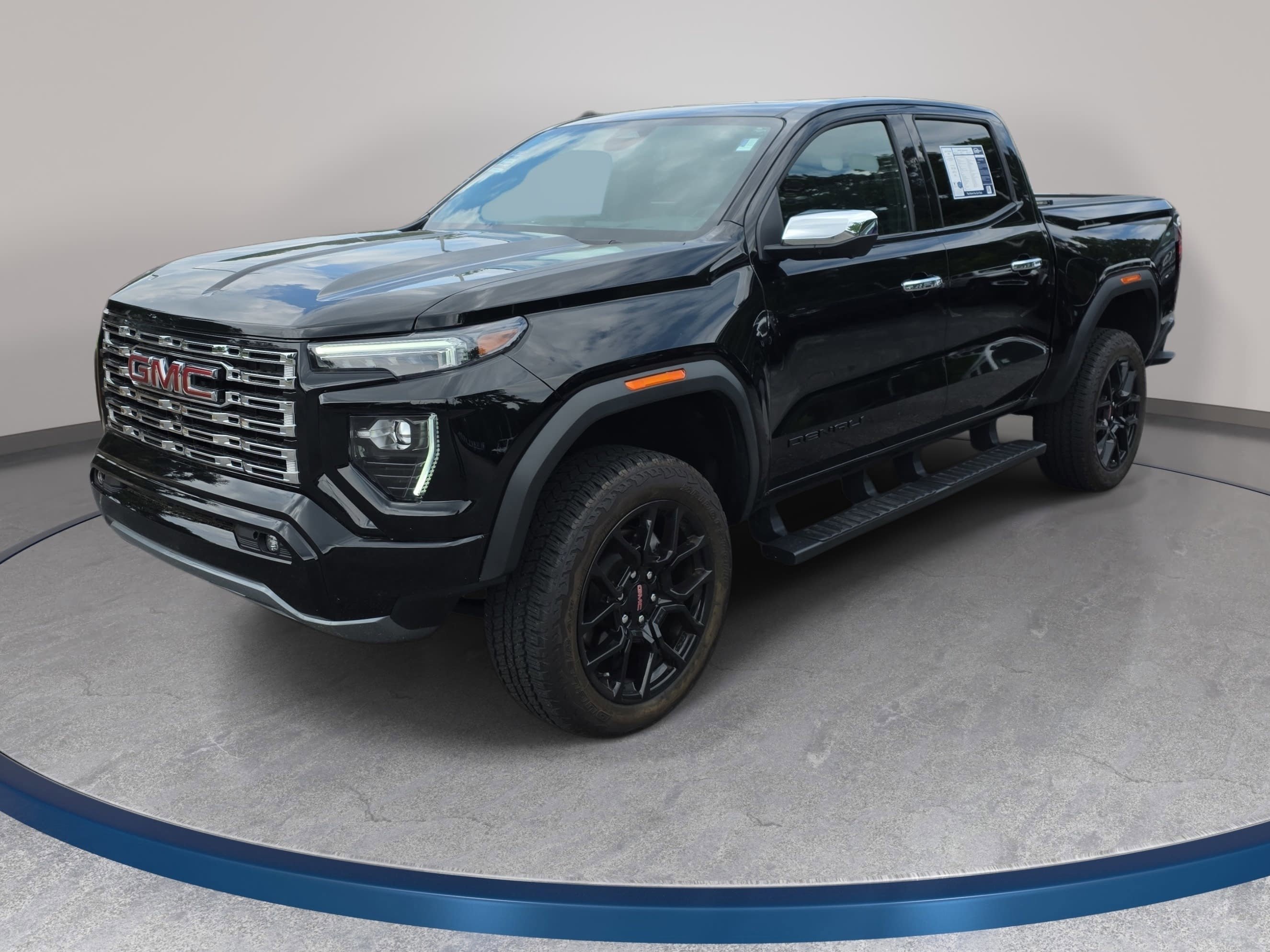 Used 2025 GMC Canyon Denali w/ LPO, Denali Black Edition AWD/4WD image 1