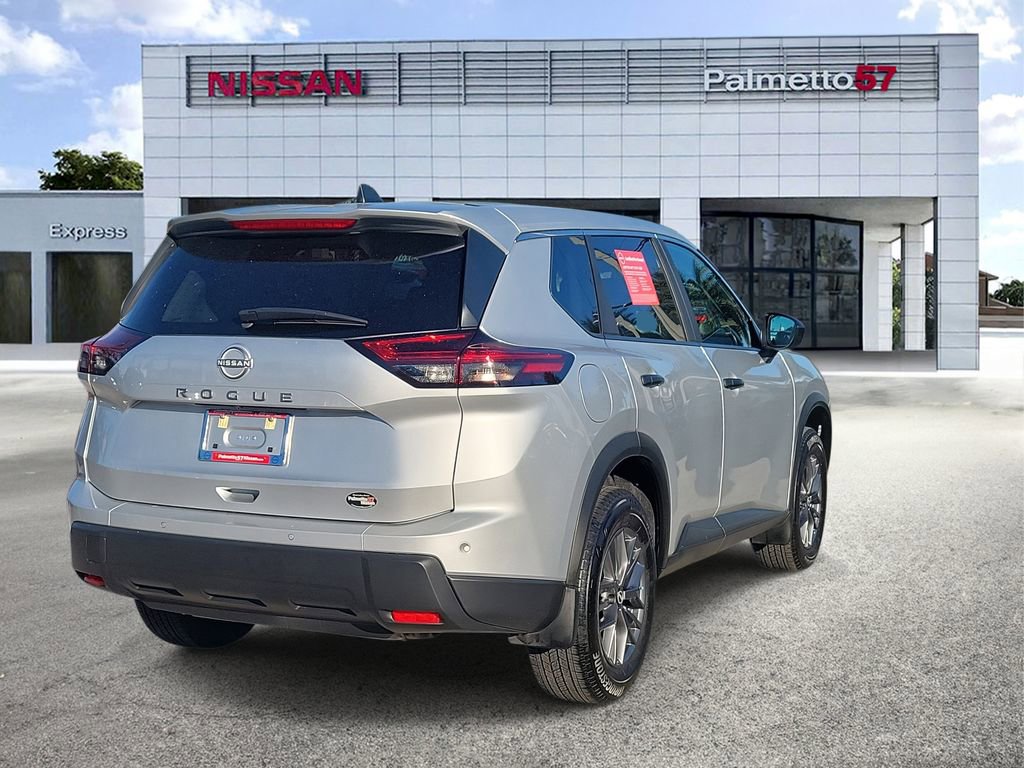 Certified 2025 Nissan Rogue S image 6