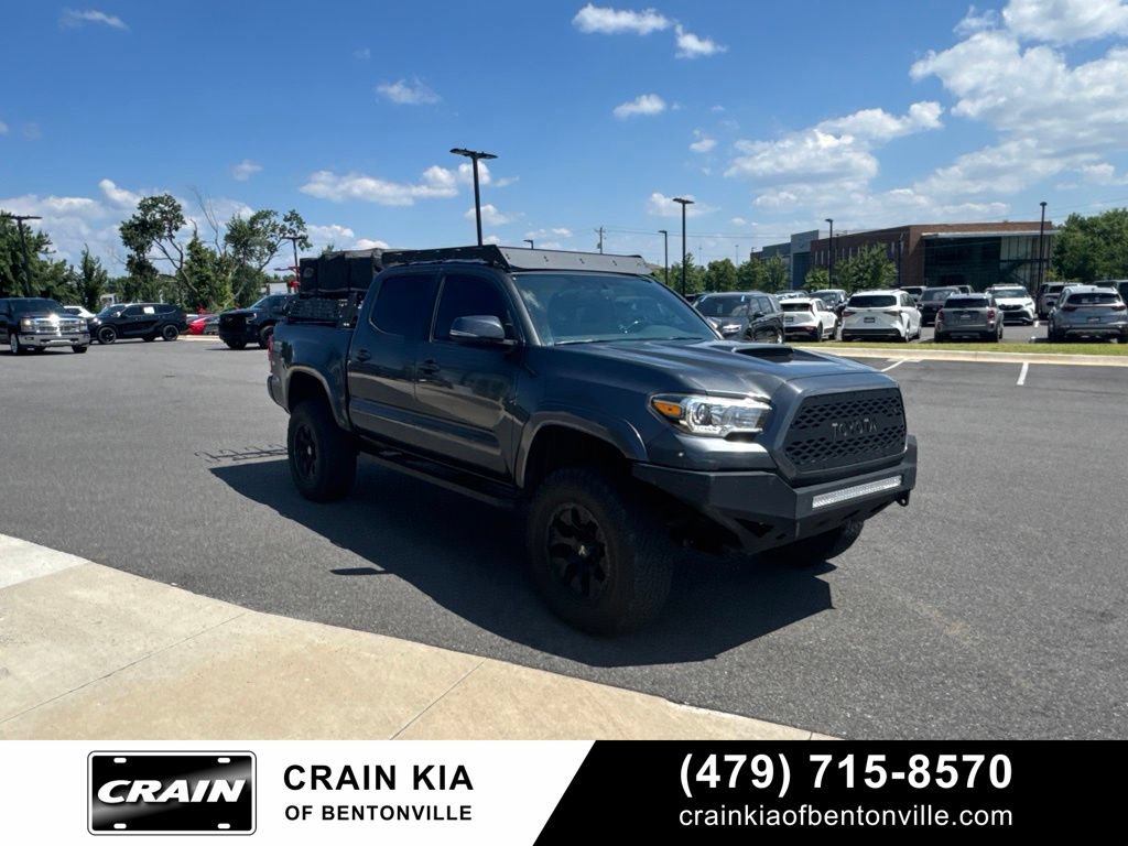 Used 2017 Toyota Tacoma TRD Sport w/ Tow Package (A/T) AWD/4WD image 15