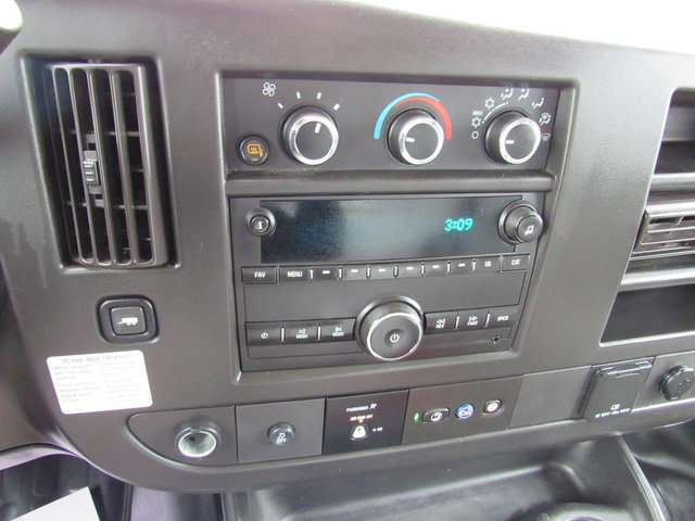 Used 2022 GMC Savana 3500 Extended w/ Power Convenience Package RWD image 34