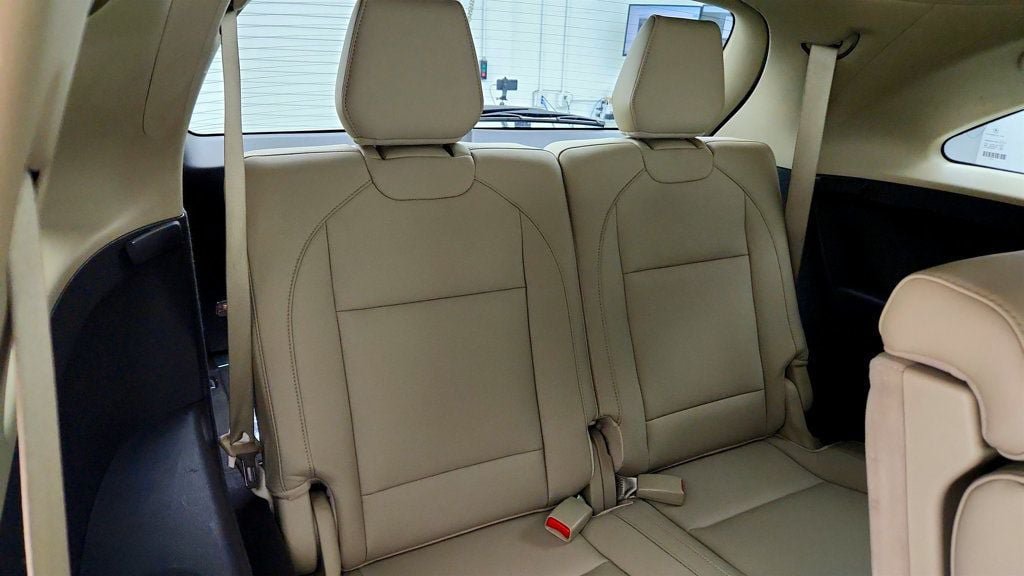Used 2016 Acura MDX SH-AWD image 22