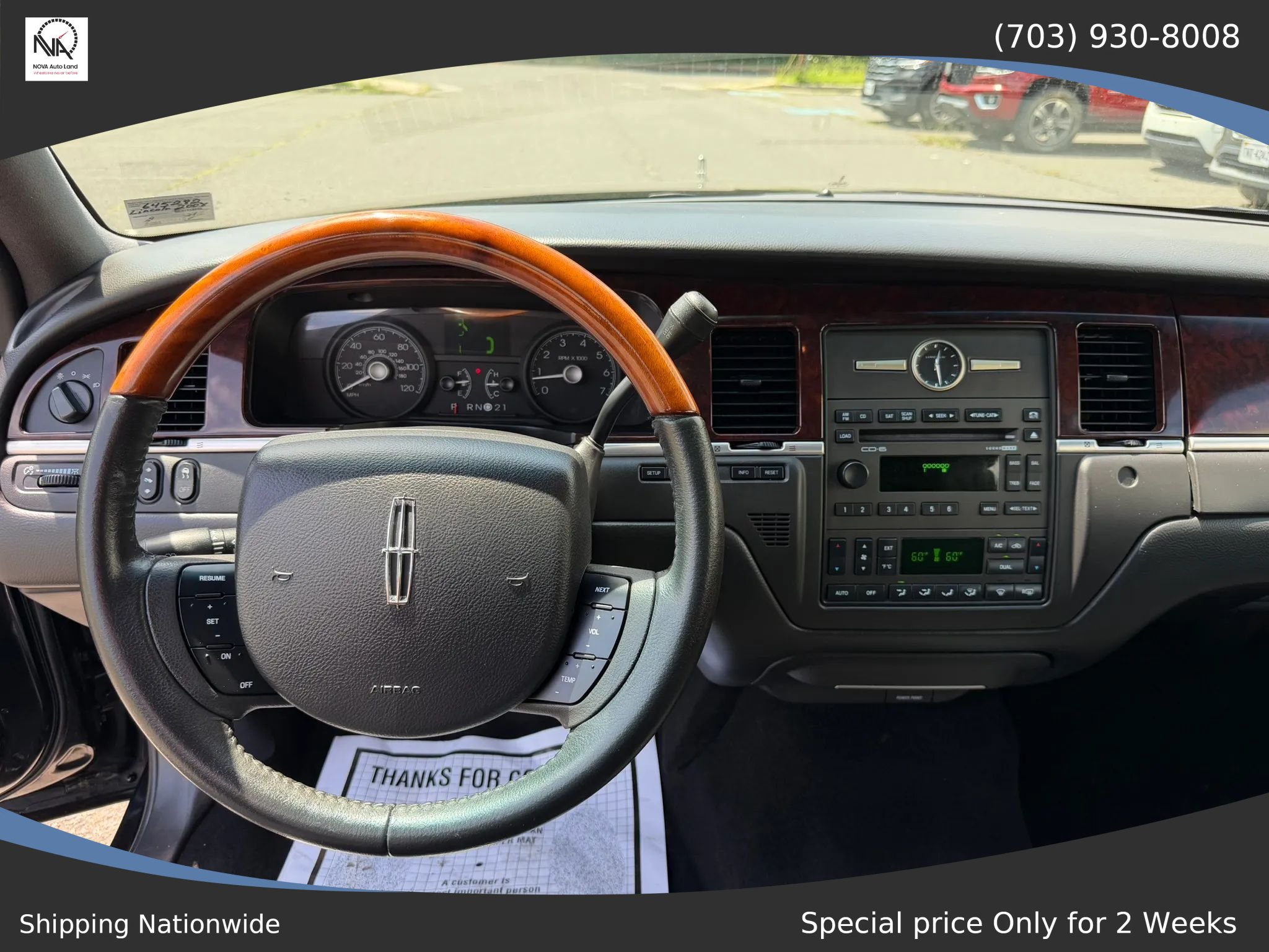 Used 2008 Lincoln Town Car Signature Limited RWD image 25