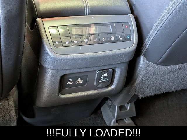 Used 2023 Nissan Pathfinder SL AWD/4WD image 21