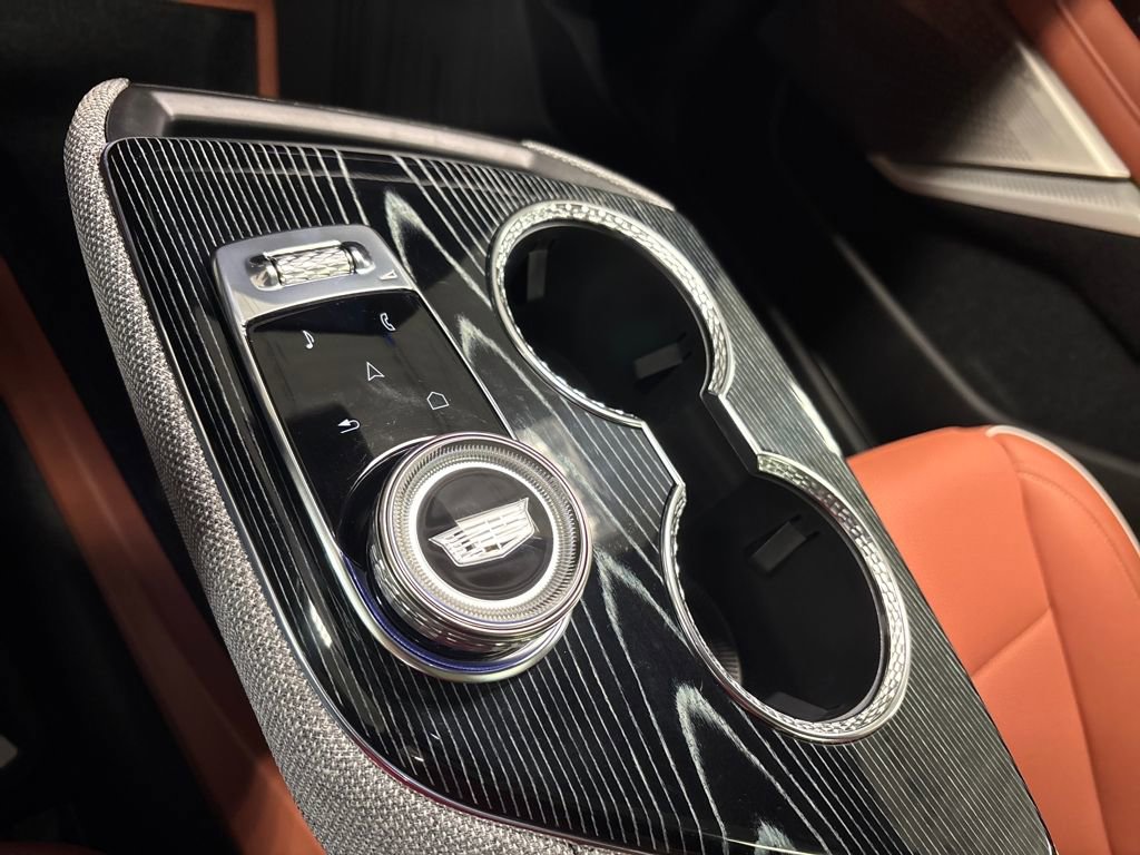 New 2026 Cadillac Optiq Luxury 2 w/ LPO, Floor Liner Package image 43