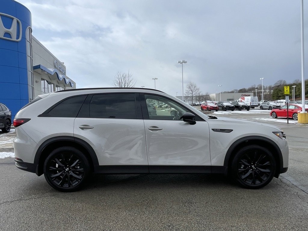 Used 2025 MAZDA CX-90 3.3 Turbo w/ Premium Sport Pkg image 2