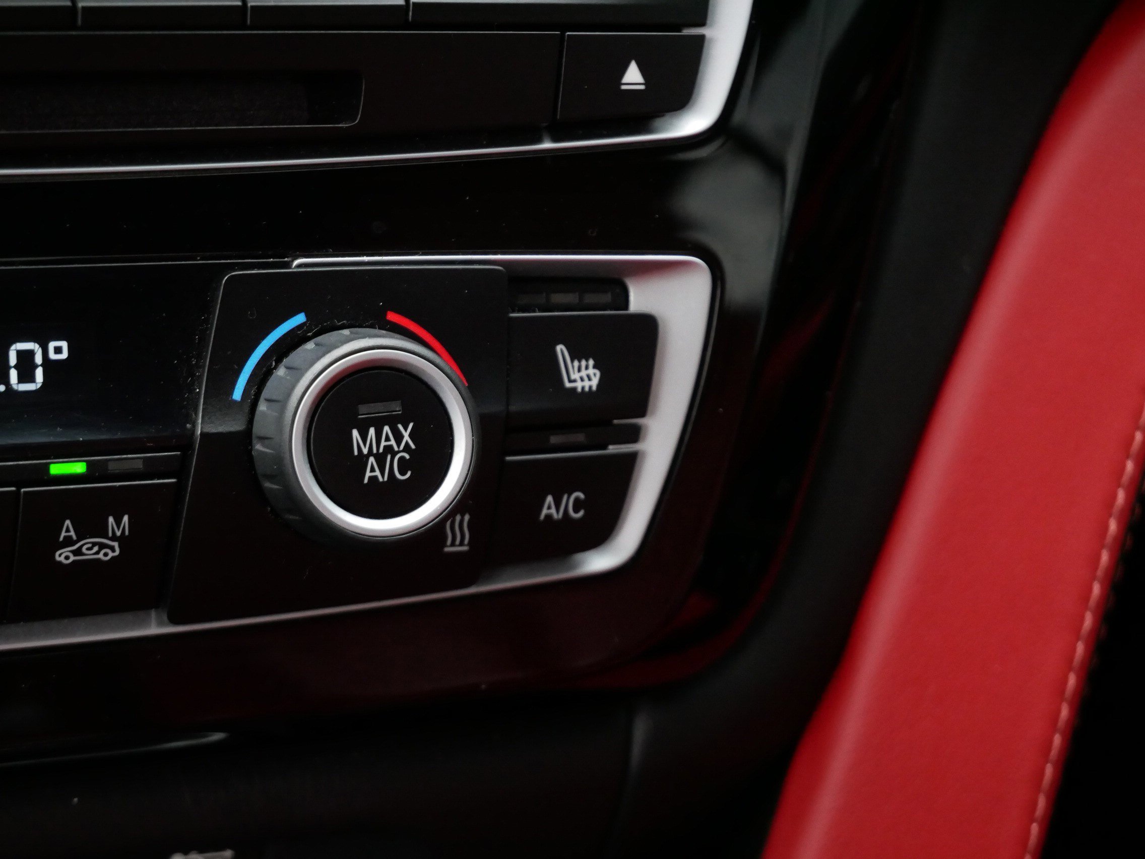 Used 2018 BMW M4 Convertible image 31