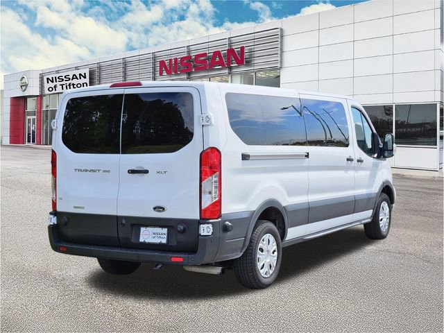 Used 2024 Ford Transit 350 XLT image 4