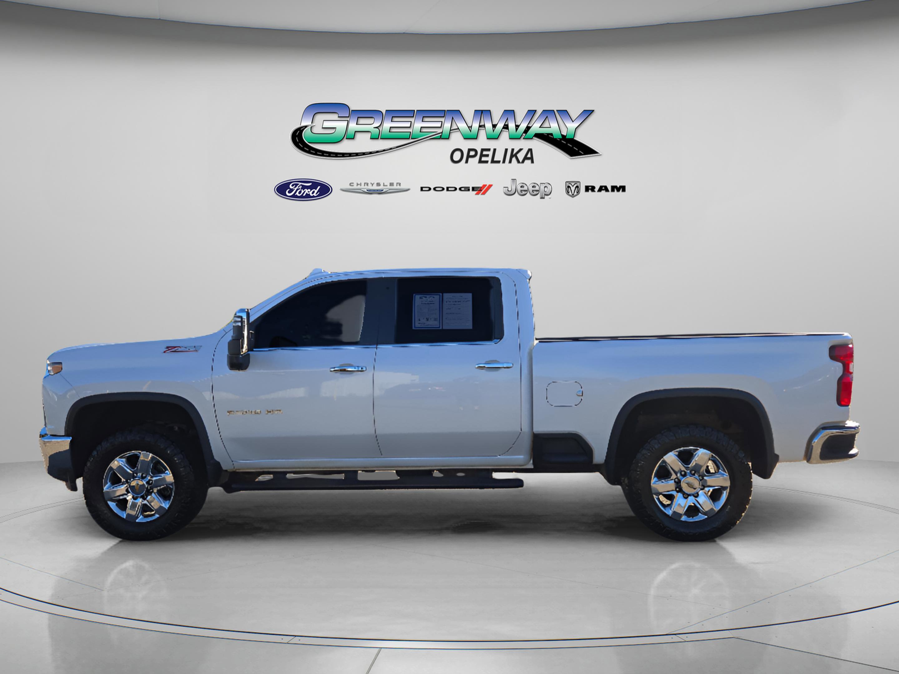 Used 2023 Chevrolet Silverado 2500 LTZ image 9