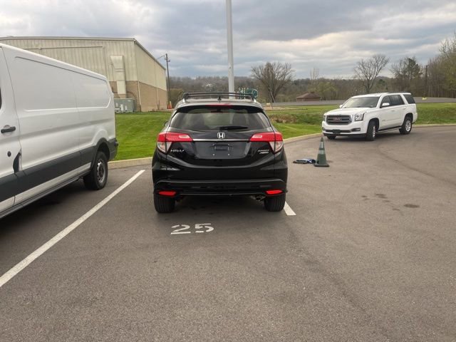Used 2021 Honda HR-V Sport image 6
