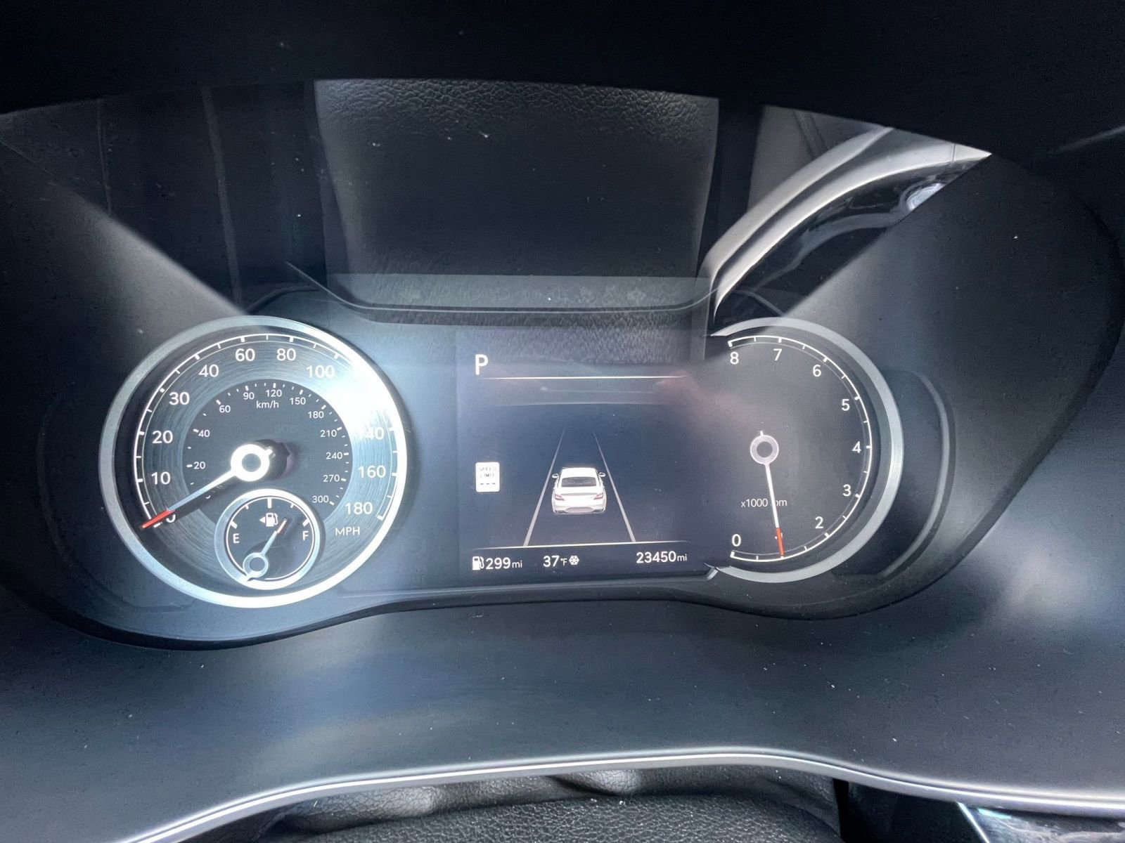 Used 2025 Genesis G70 2.5T image 42