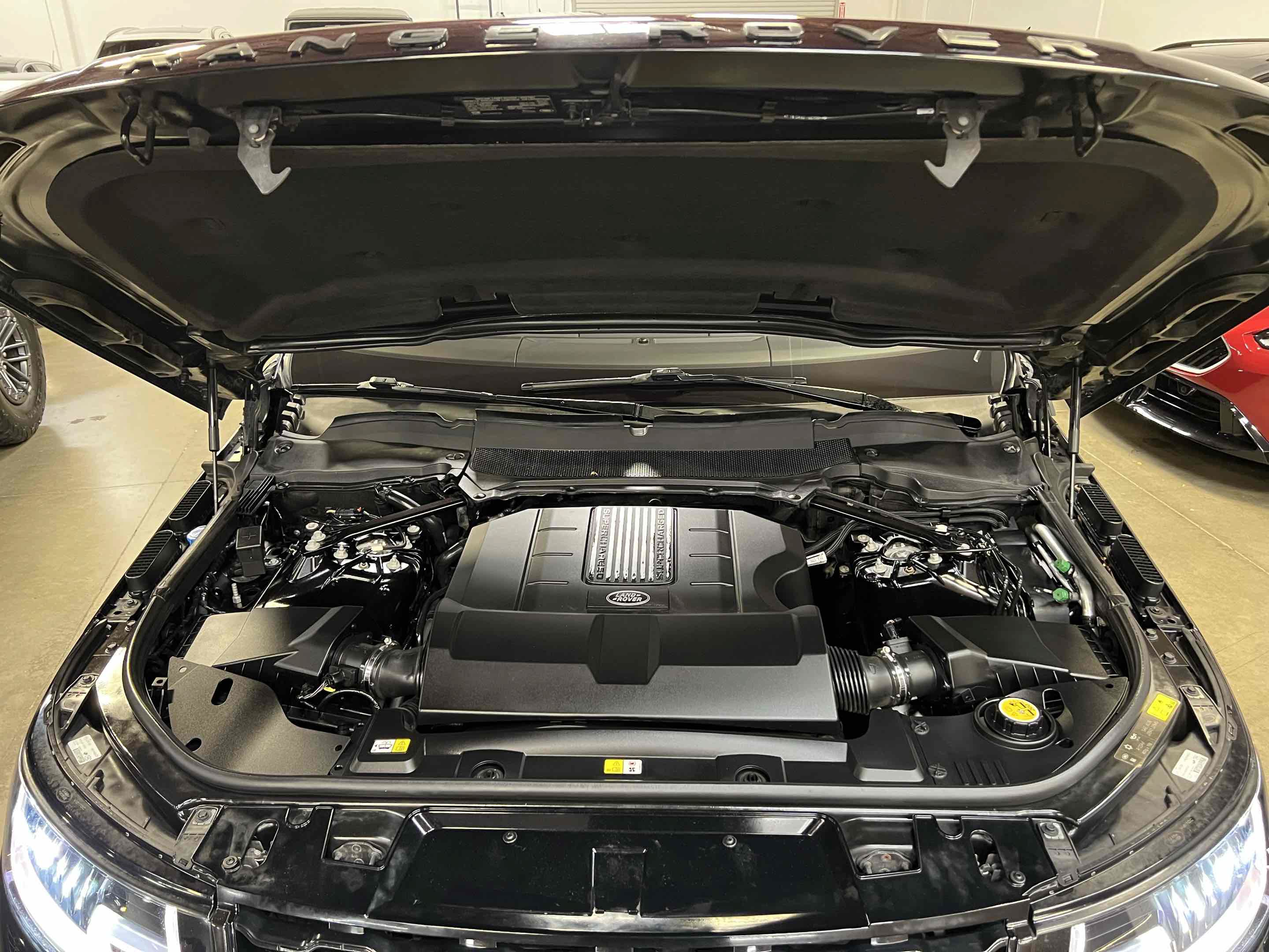 Used 2019 Land Rover Range Rover Sport HSE AWD/4WD image 23
