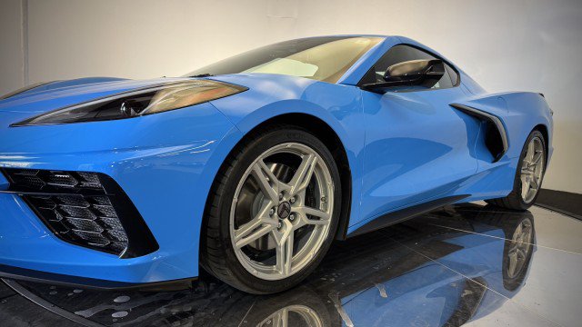 Used 2024 Chevrolet Corvette Stingray Premium Cpe w/ Z51 Performance Package RWD image 22