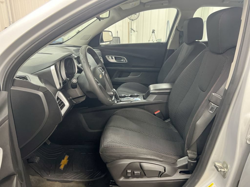 Used 2014 Chevrolet Equinox LS AWD/4WD image 18