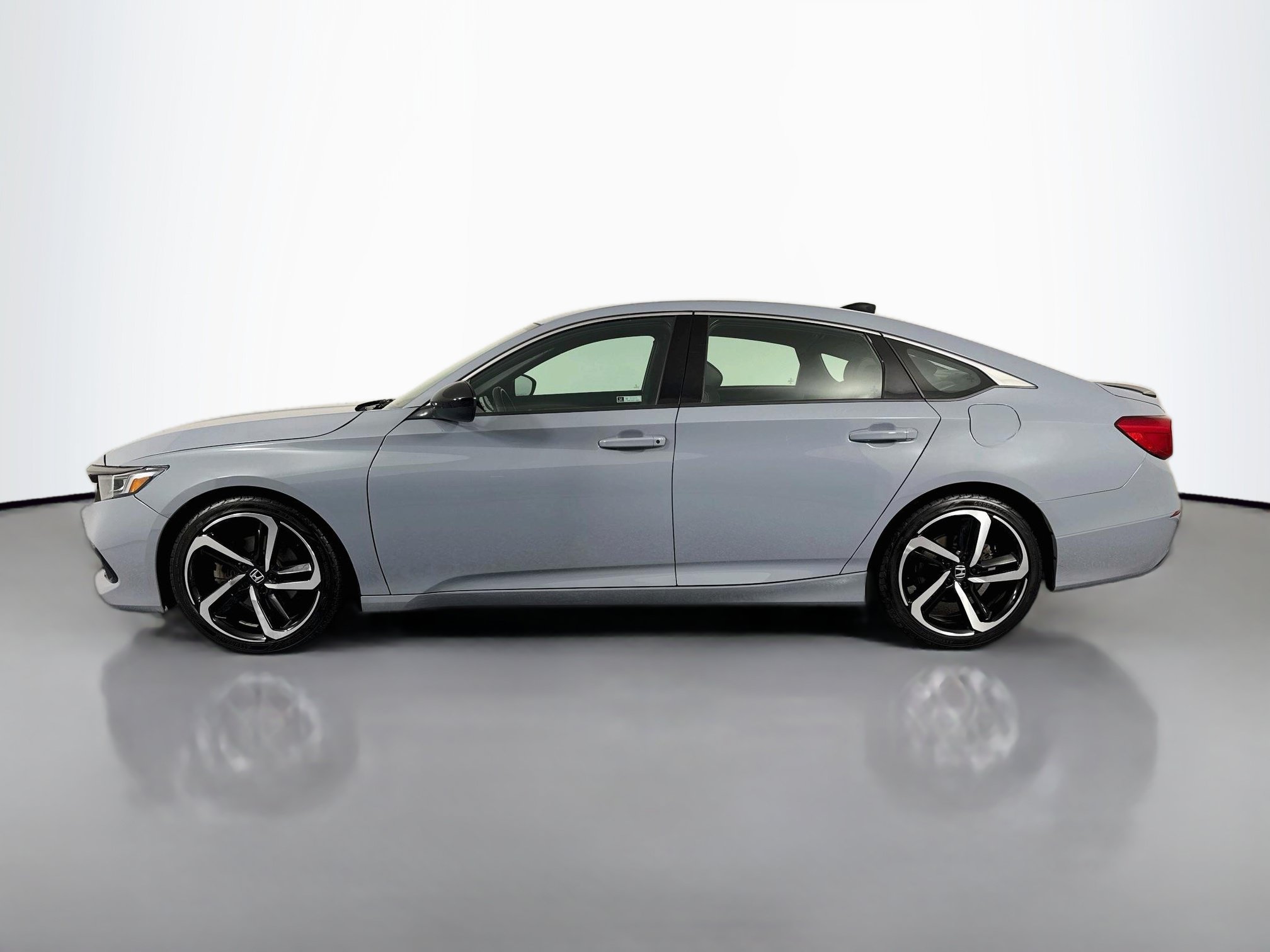 Certified 2022 Honda Accord Sport image 8