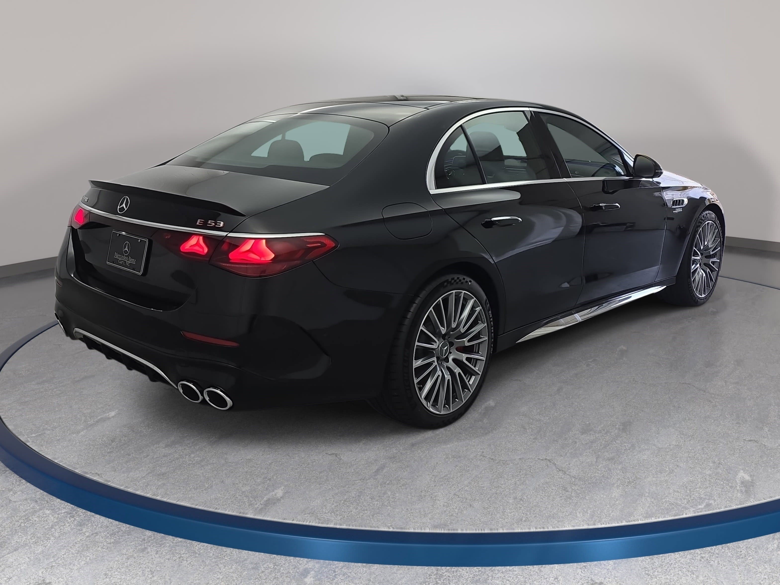 New 2026 Mercedes-Benz E 53 AMG e 4MATIC Sedan image 5