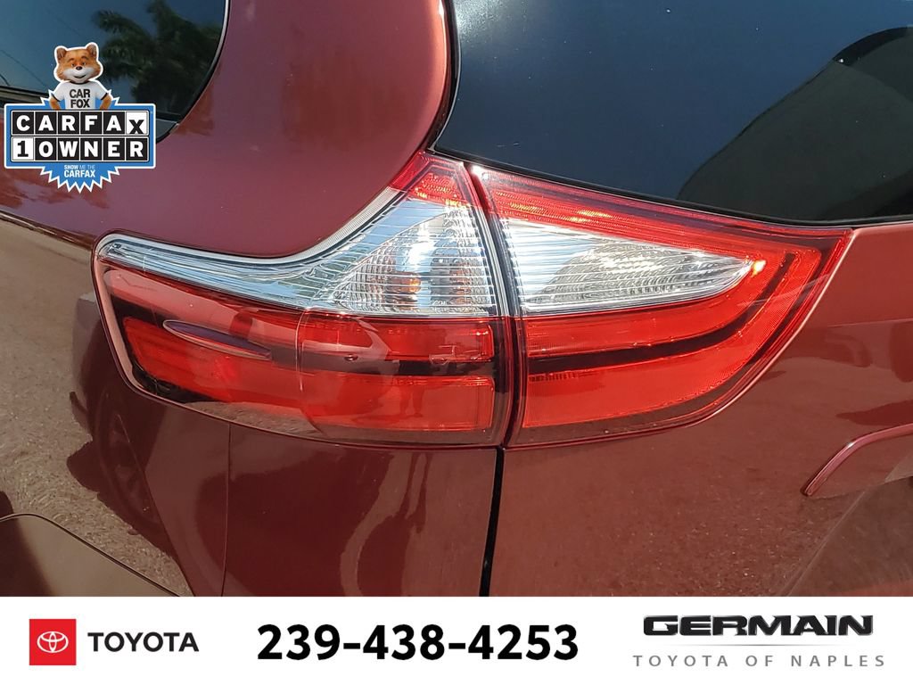 Certified 2018 Toyota Sienna LE FWD image 16