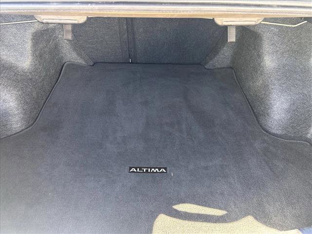 Used 2024 Nissan Altima 2.5 SV image 8