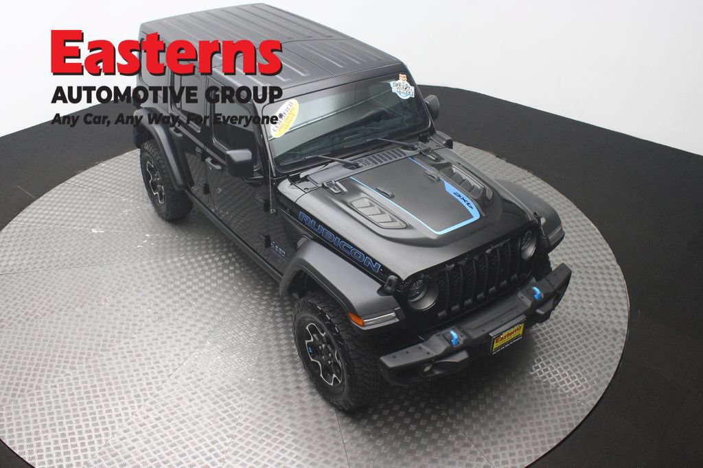 Used 2023 Jeep Wrangler Unlimited Rubicon 4xe w/ Steel Bumper Group AWD/4WD image 3