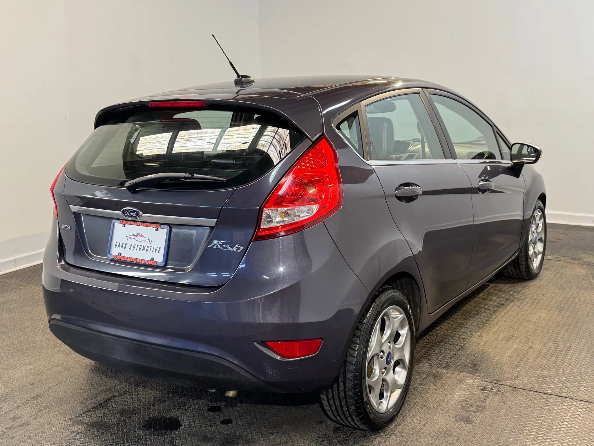 Used 2012 Ford Fiesta SES image 6