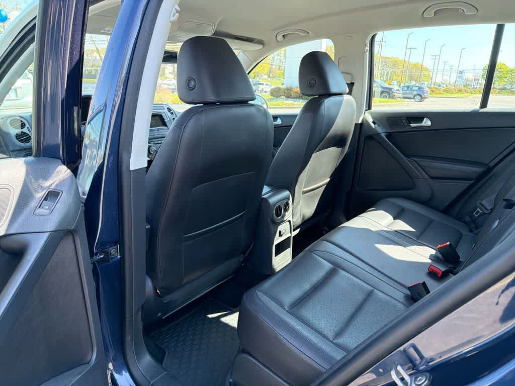 Used 2016 Volkswagen Tiguan S FWD image 12