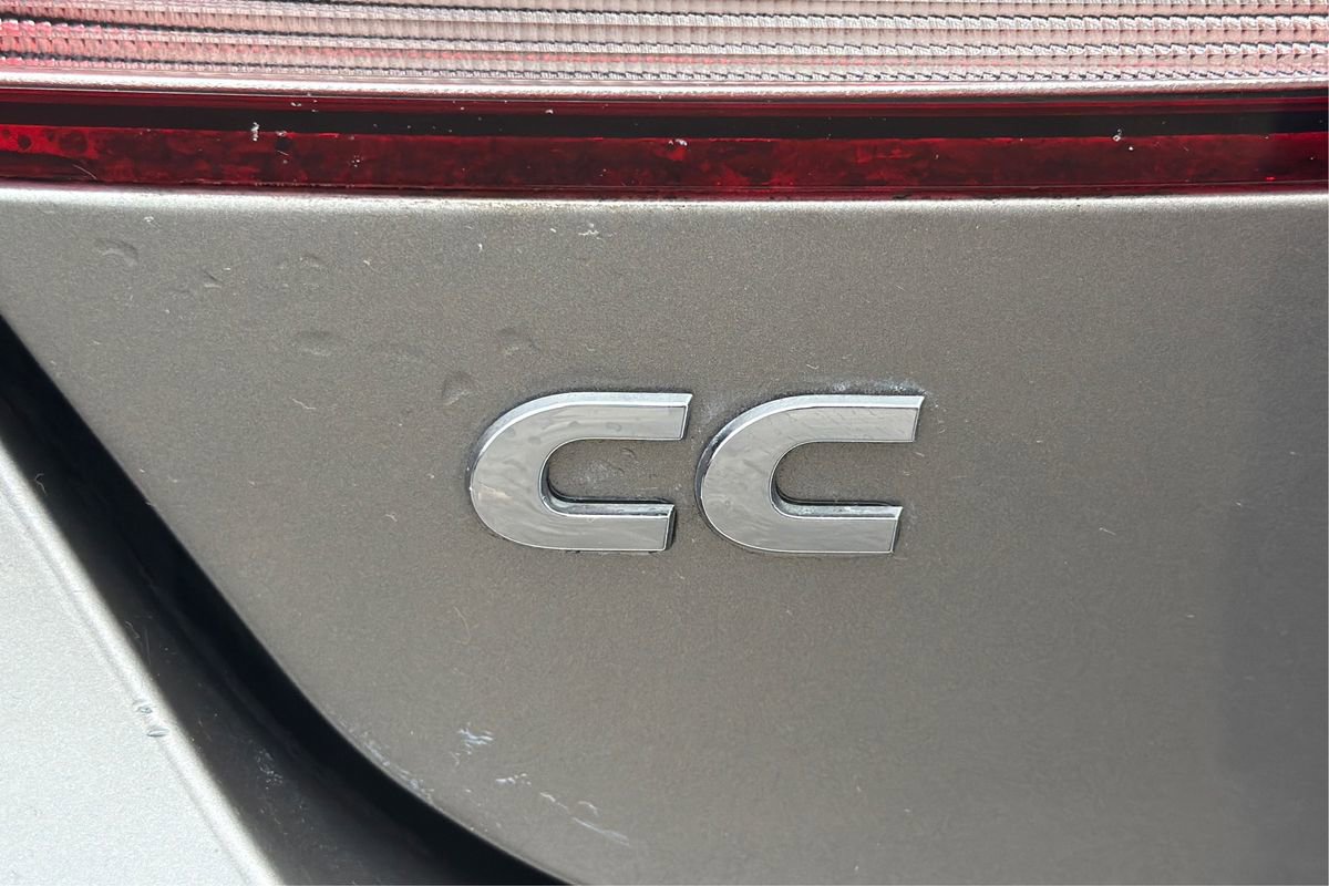 Used 2014 Volkswagen CC Sport image 24