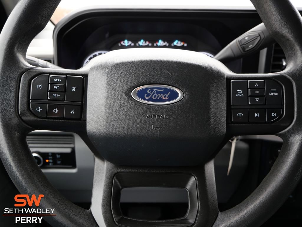 Used 2023 Ford F250 XLT w/ FX4 Off-Road Package image 15