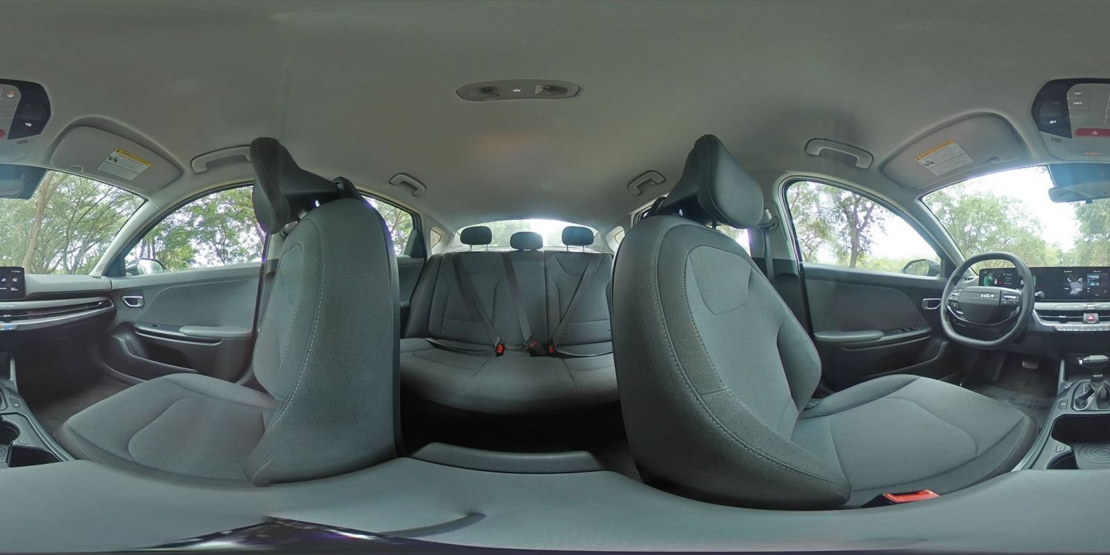 Used 2025 Kia K4 FWD image 40
