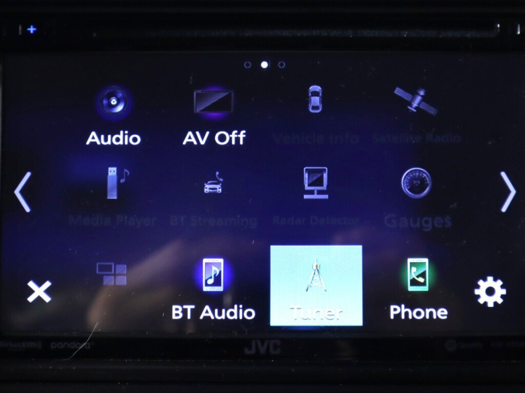 Used 2016 Toyota Tacoma SR5 w/ SR5 Appearance Package (SN) image 18