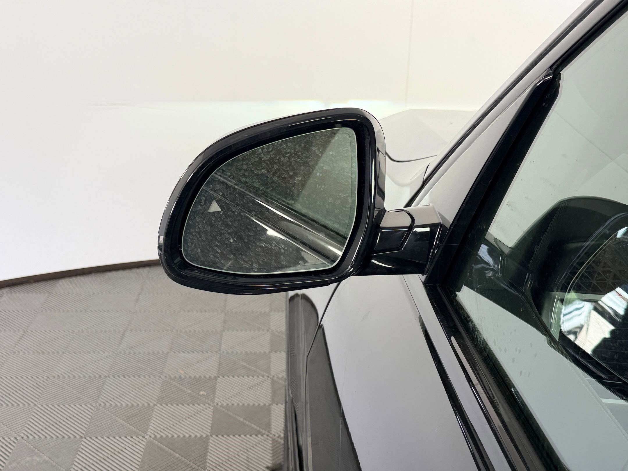 New 2027 BMW X7 xDrive40i image 21