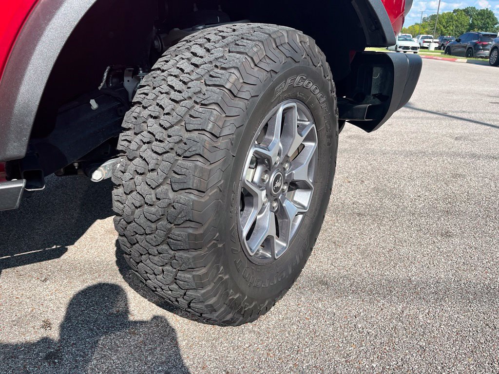 Used 2025 Ford Bronco Badlands AWD/4WD image 6
