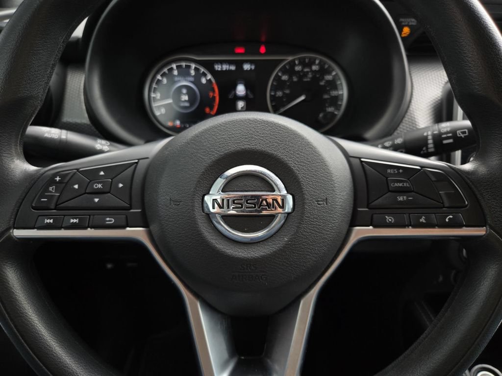 Used 2019 Nissan Kicks SV FWD image 24