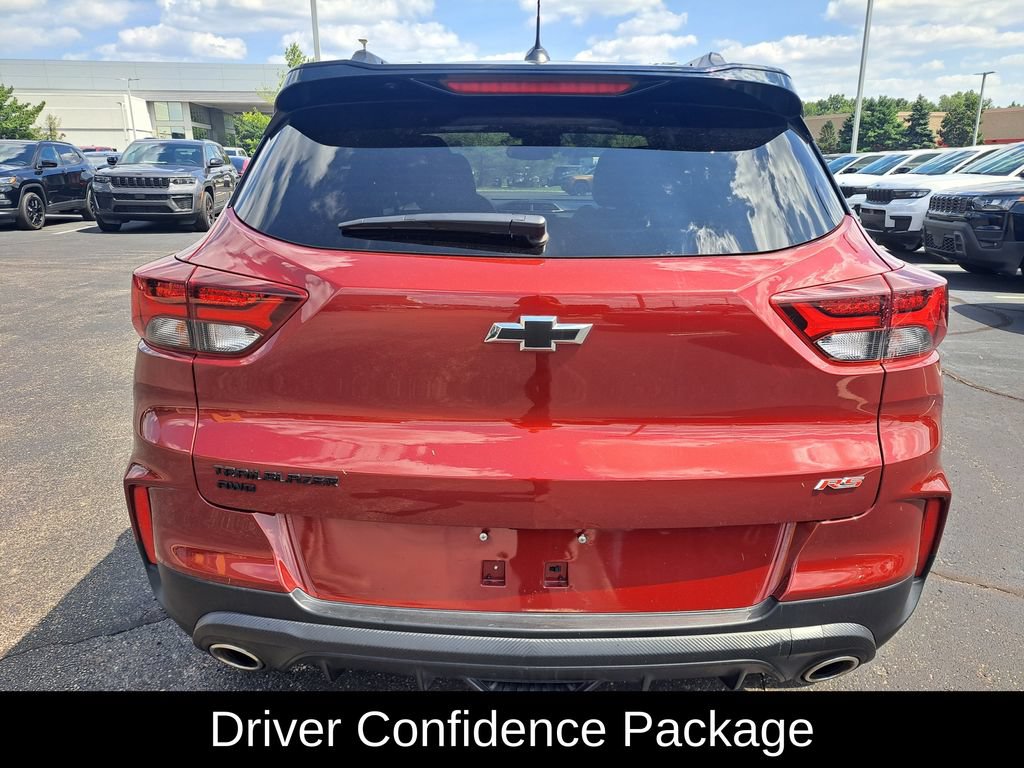 Used 2023 Chevrolet TrailBlazer RS w/ Sun and Liftgate Package AWD/4WD image 5
