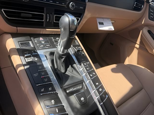 Used 2021 Porsche Macan GTS AWD/4WD image 24