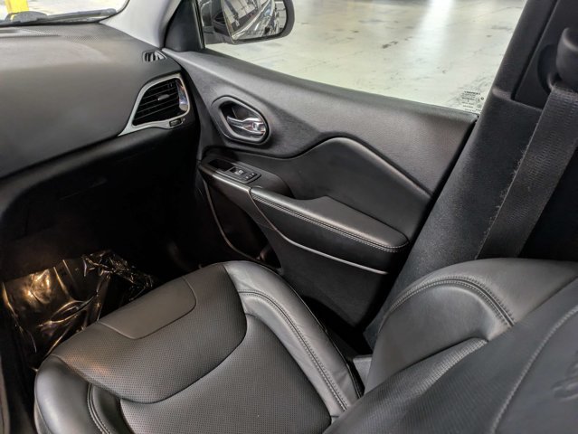 Certified 2020 Jeep Cherokee Limited FWD image 18