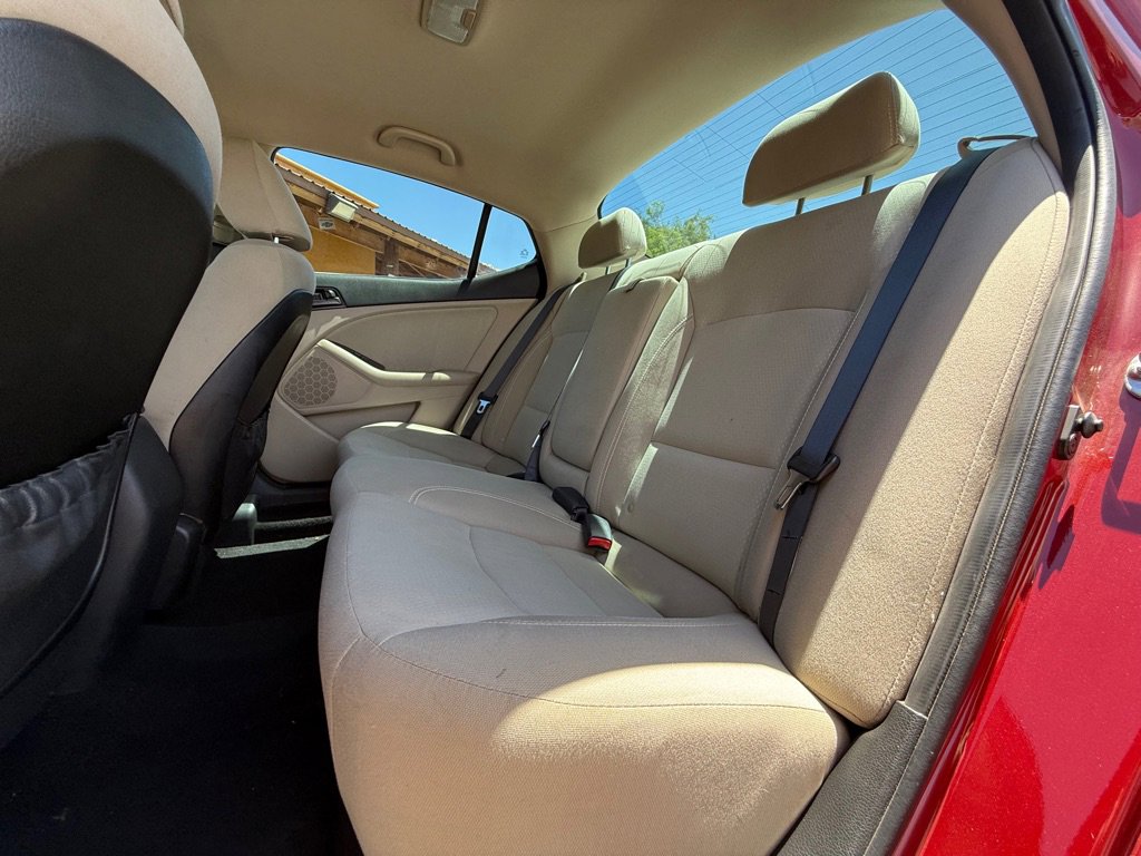 Used 2012 Kia Optima LX w/ Convenience Pkg FWD image 15