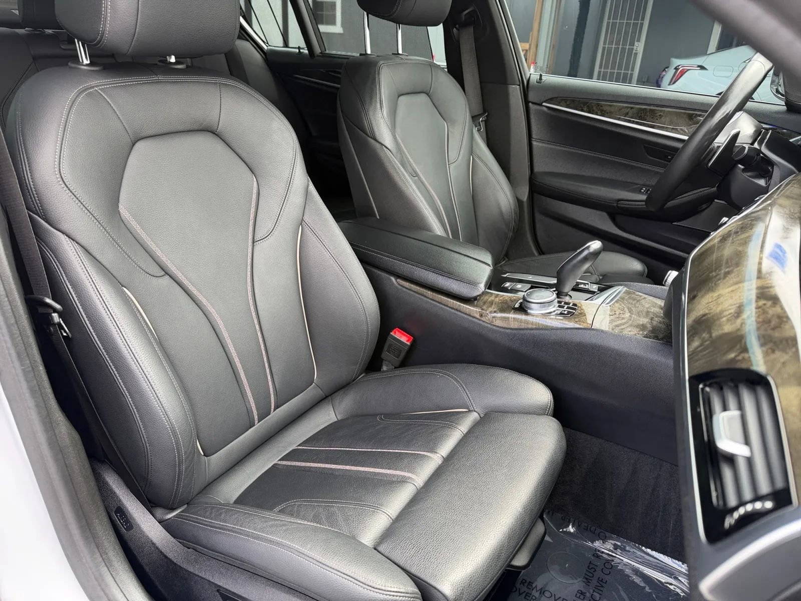 Used 2019 BMW 530i w/ Convenience Package RWD image 21