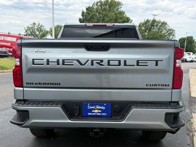 New 2026 Chevrolet Silverado 1500 Custom w/ Turbomax Blackout Package RWD image 15