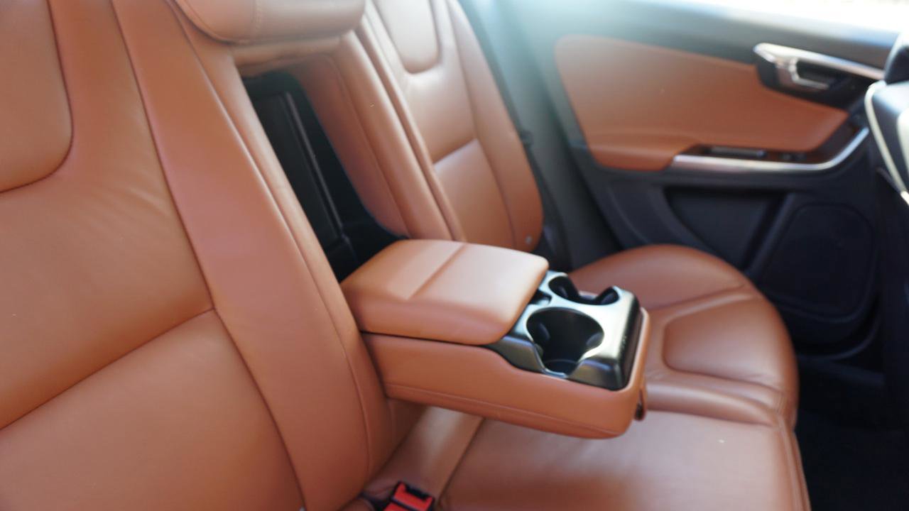 Used 2014 Volvo S60 T5 image 40