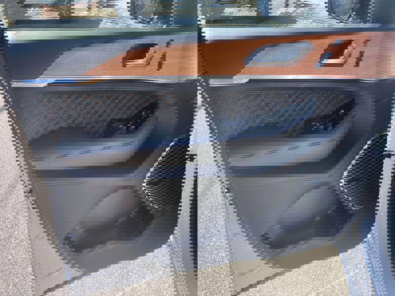 Used 2024 Jeep Grand Cherokee L Summit image 18