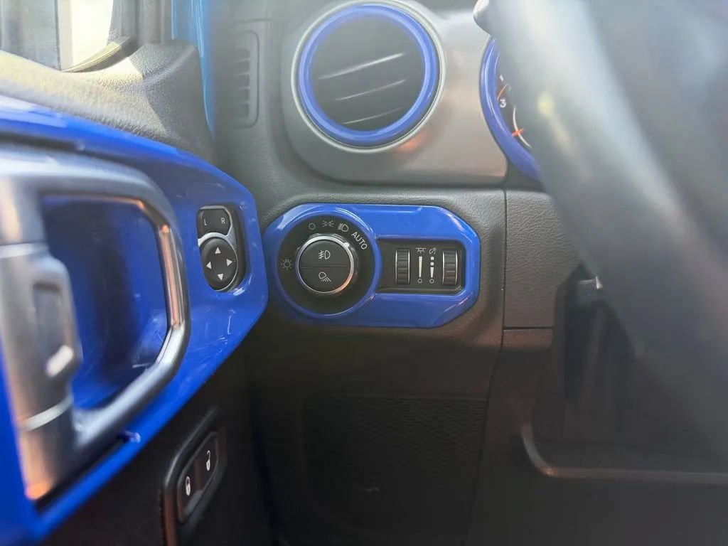 Used 2021 Jeep Gladiator Sport AWD/4WD image 14