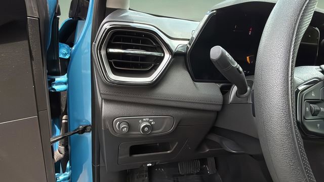 Used 2025 Chevrolet TrailBlazer LT w/ Driver Confidence Package AWD/4WD image 23