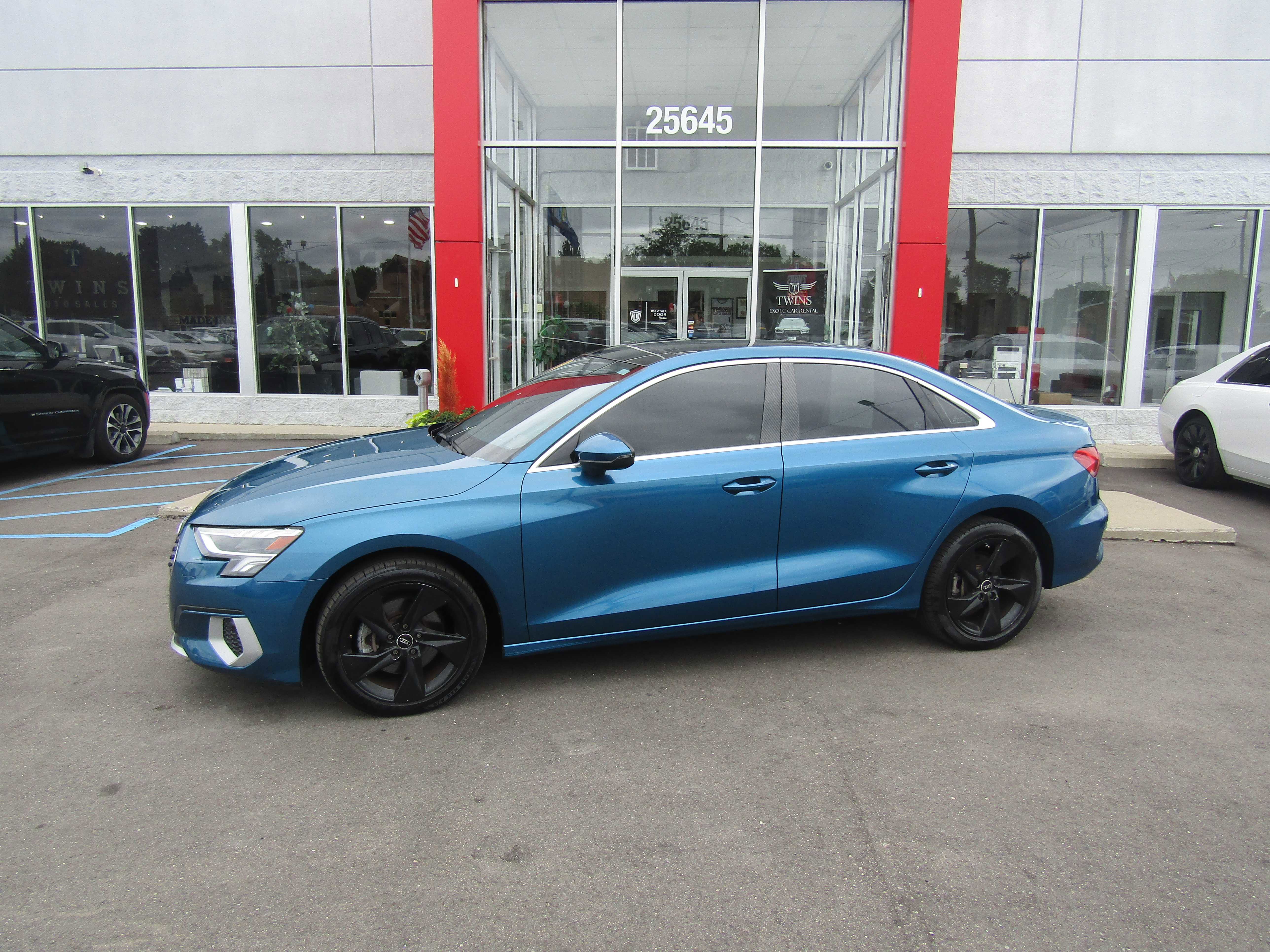 Used 2023 Audi A3 2.0T Premium image 2
