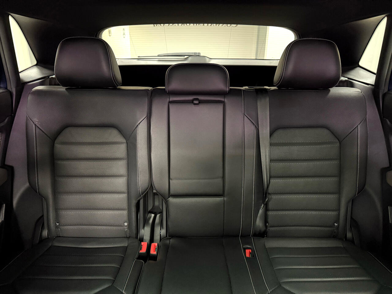 Used 2021 Volkswagen Atlas Cross Sport SEL Premium image 32