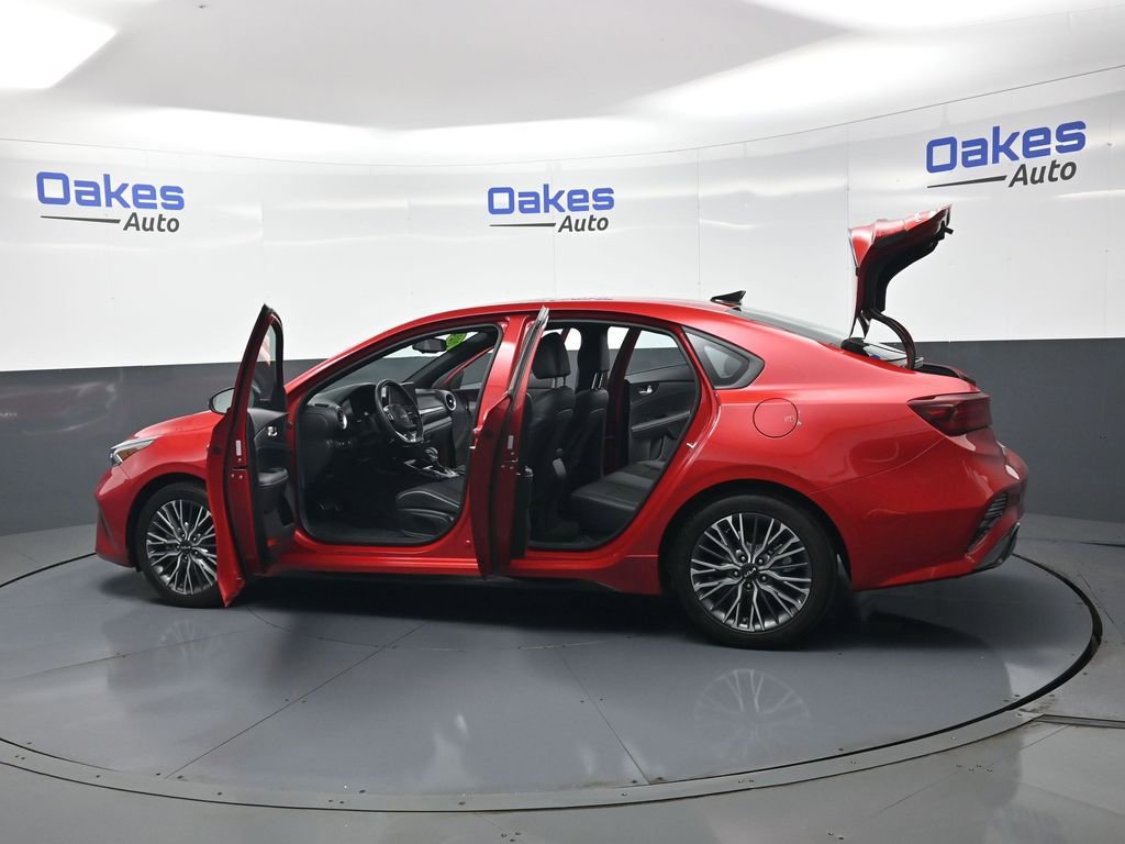 Certified 2024 Kia Forte GT-Line w/ GT-Line Premium Package image 56