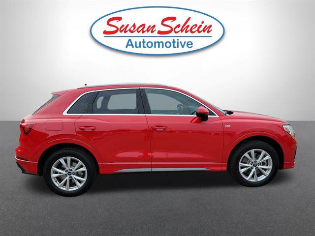 Used 2025 Audi Q3 2.0T Premium image 29