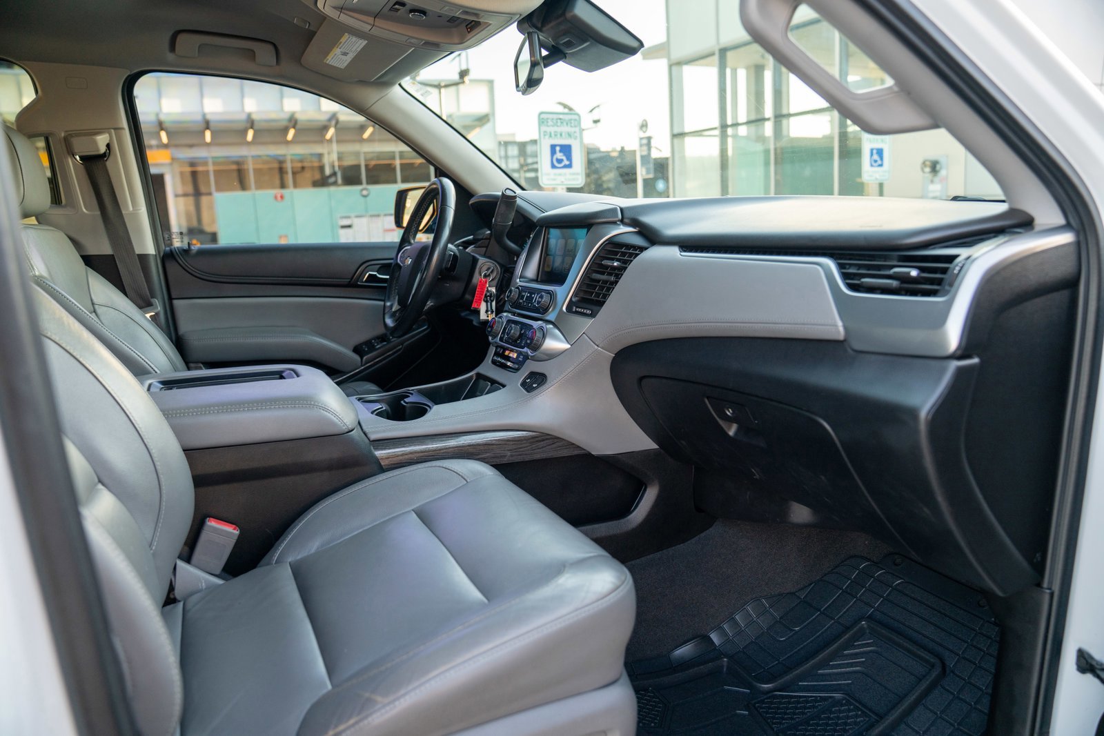 Used 2020 Chevrolet Tahoe LT image 25