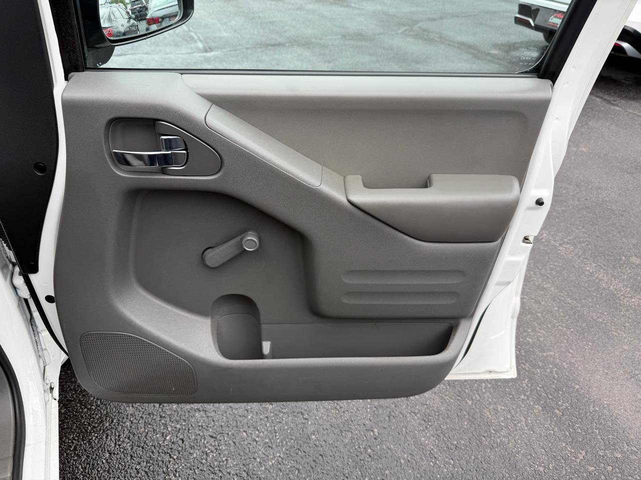 Used 2019 Nissan Frontier S RWD image 19
