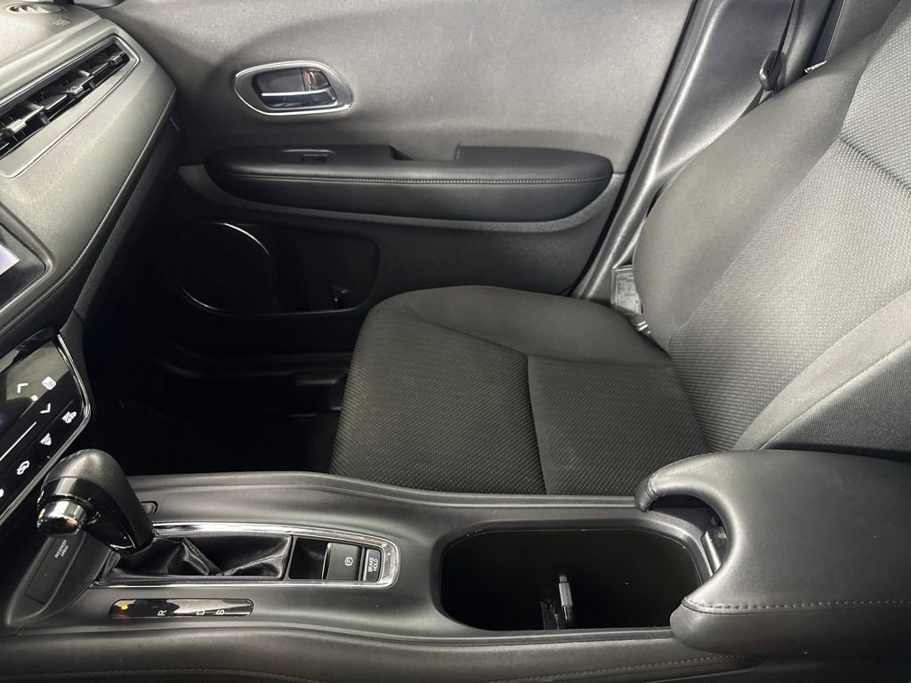 Used 2018 Honda HR-V EX image 17