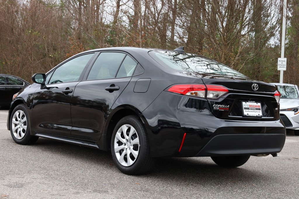 Used 2024 Toyota Corolla LE image 16