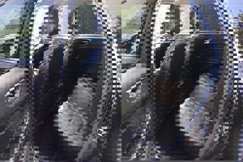 Used 2016 Ford Edge Titanium image 16